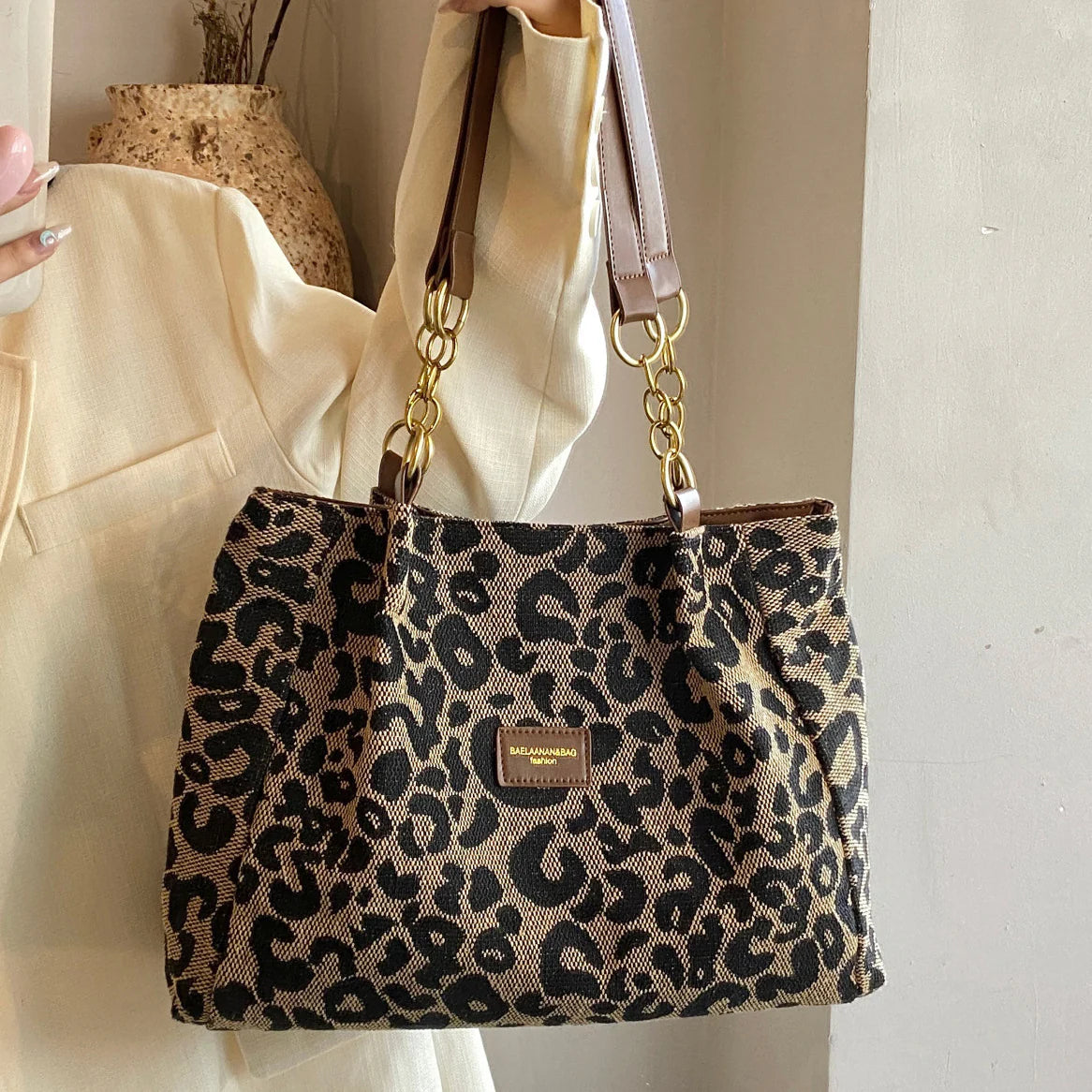Large Capacity Commute Leisure Tote Bag